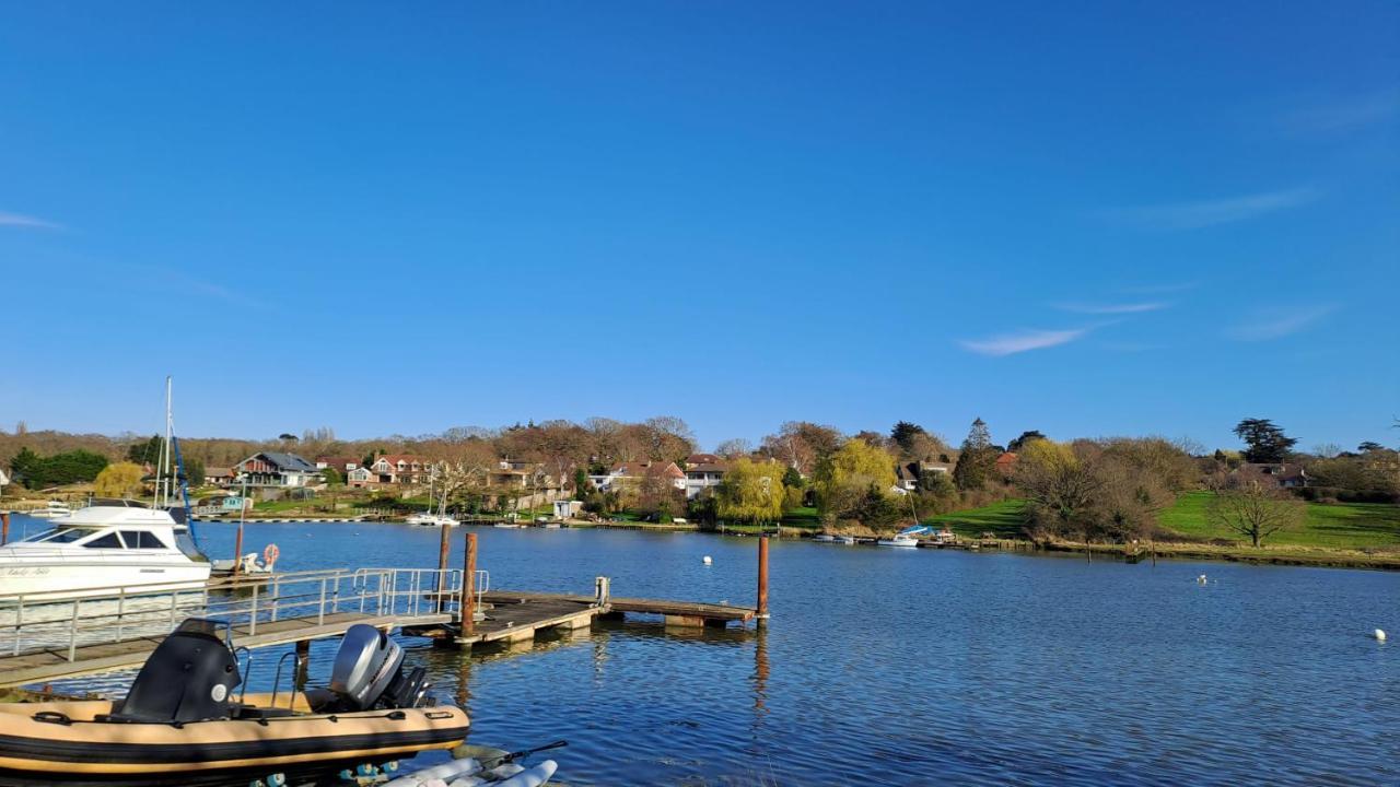 Sandown On The Creek Wootton Bridge  Esterno foto